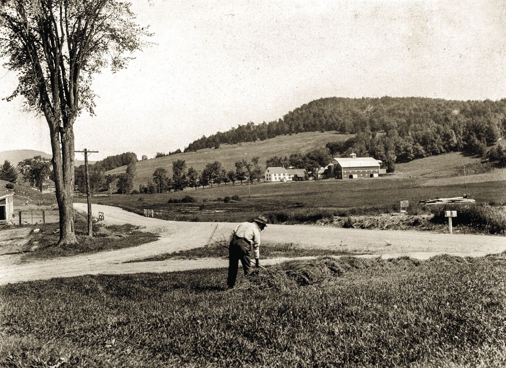 4. Lee Farm seen from White Birch Farm 1926 filter house at left.psd